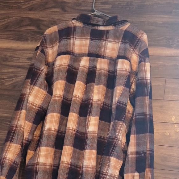 Woolrich Men’s XL Plaid Flannel Shirt 100% Cotton Brown Tan Blue - Picture 11 of 13